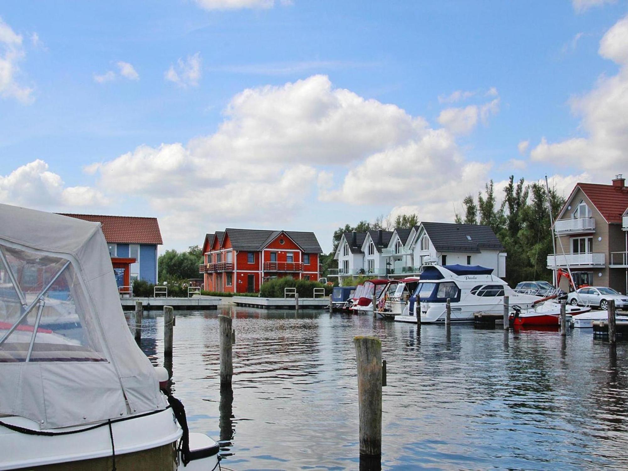 Ferienwohnung Im Appartementhaus Am Leuchtturm, Plau Am See Exterior photo